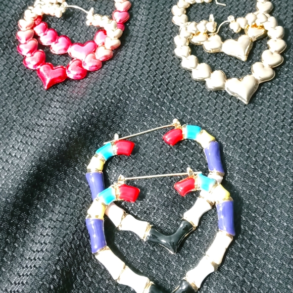 HEARTFELT BAMBOO EARRINGS - Picture 2 of 2